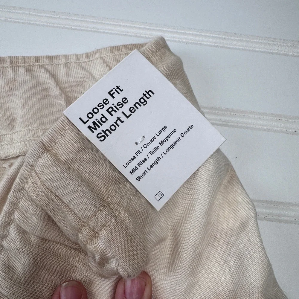 NEW Nike Women's XXL Loose Fit Mid Rise Tan Shorts